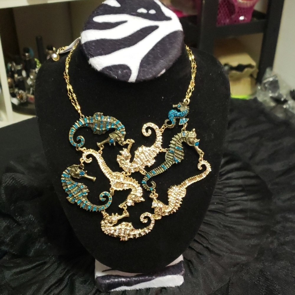 SEAHORSES  NECKLACE COSTUME  JEWELRY